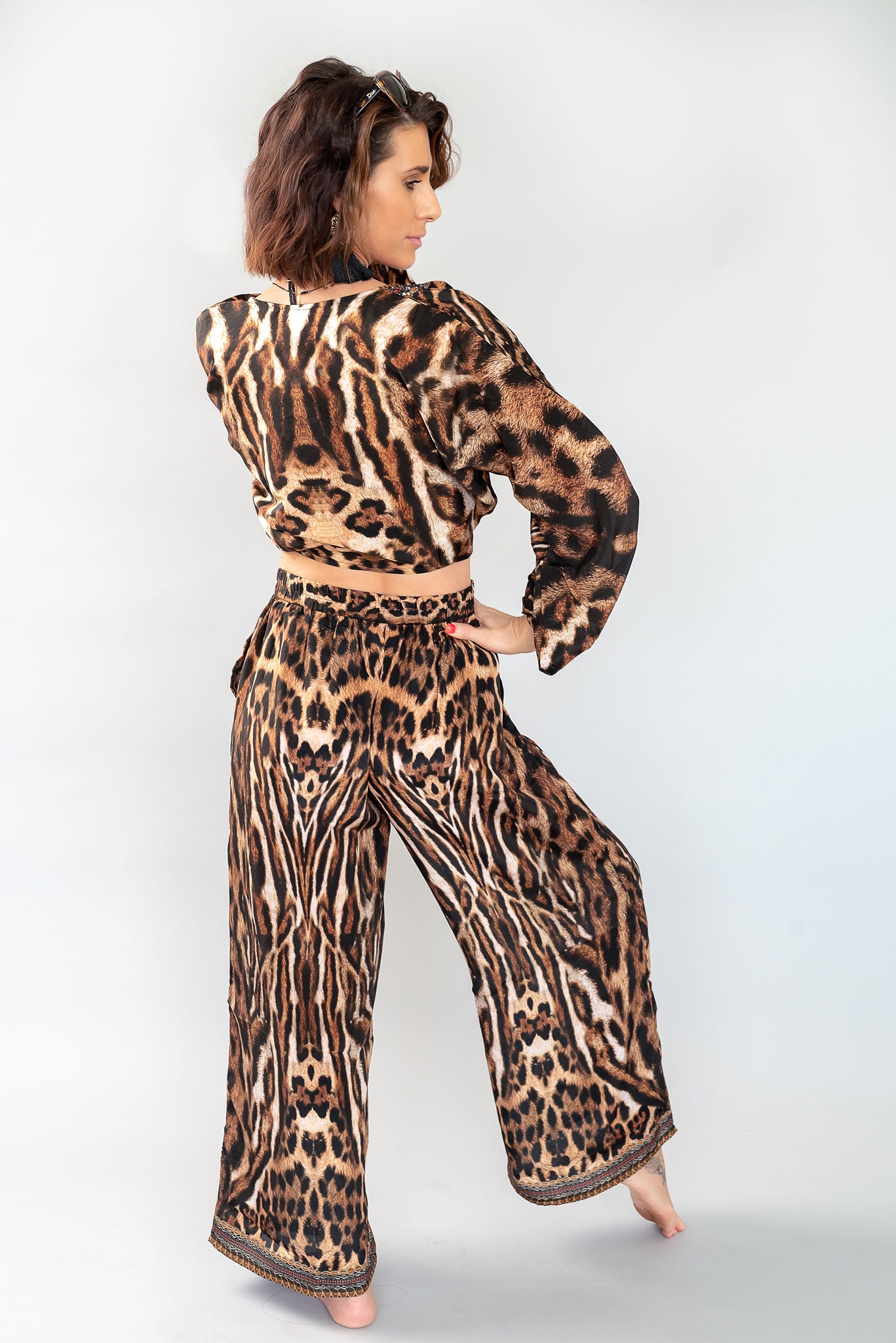 DARK LEOPARD TIE TOP